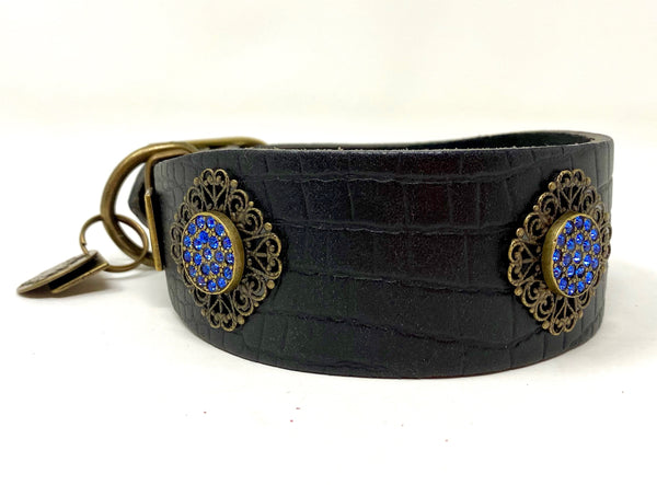 Filigree in black dog collar